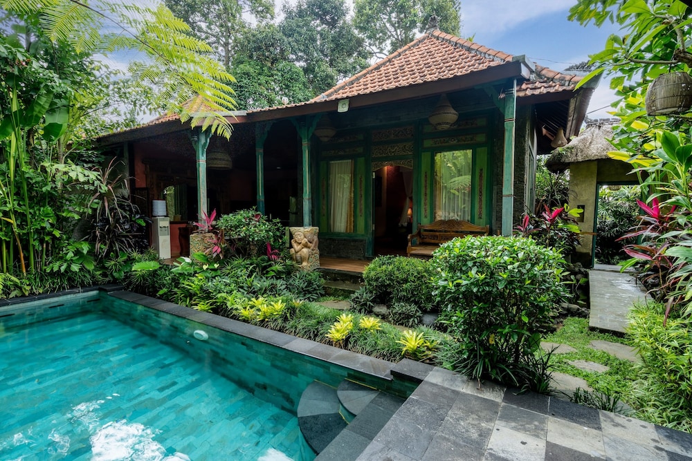 Bunut Garden Luxury Private Villa