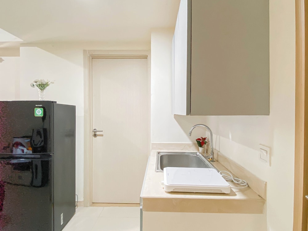 2Br Near Pelita Bangsa University At Meikarta Apartment