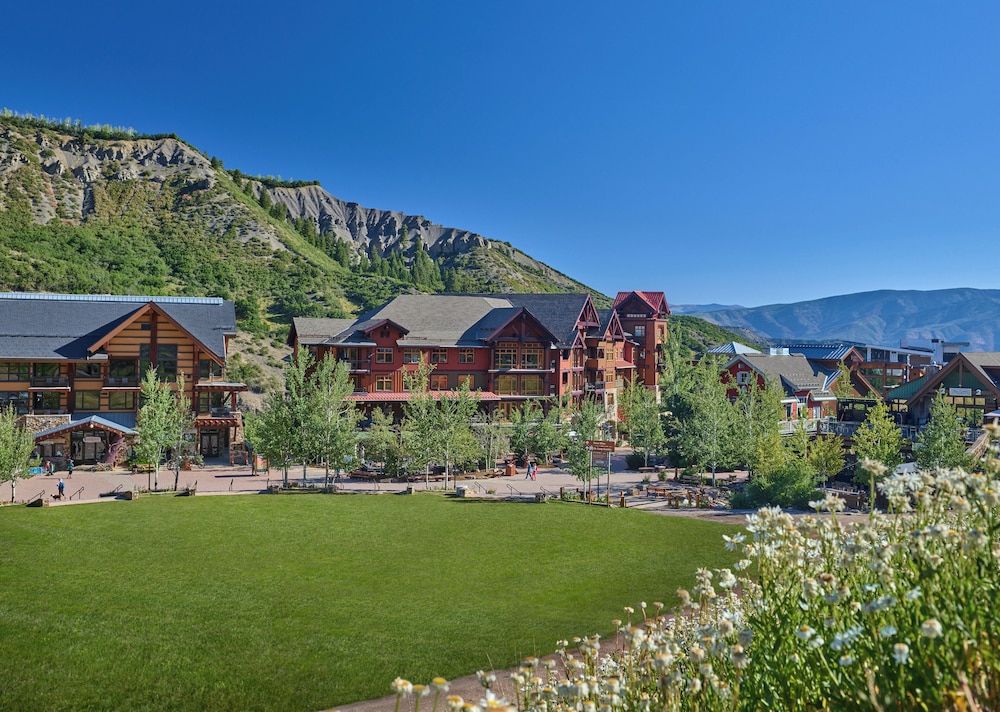 Capitol Peak- CoralTree Residence Collection