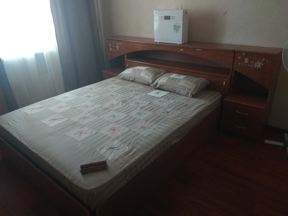 Apartments in Ostrovitianova 9