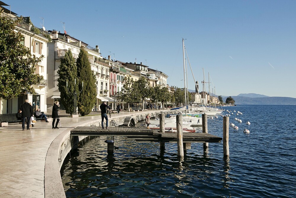 Vicolo 42 At 200m From Lake