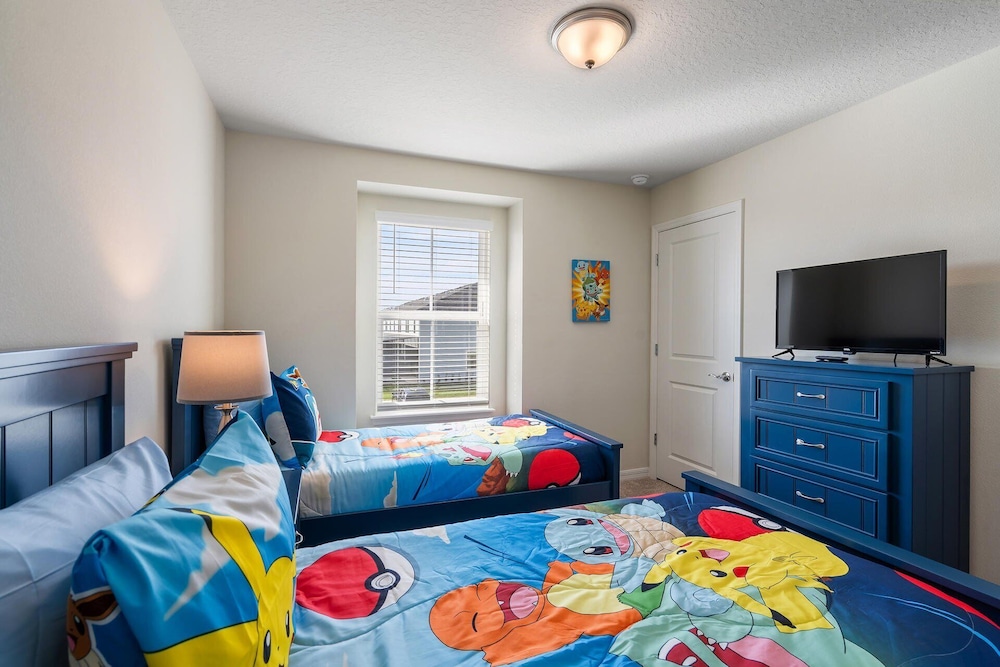 1228 Blue Island Dr