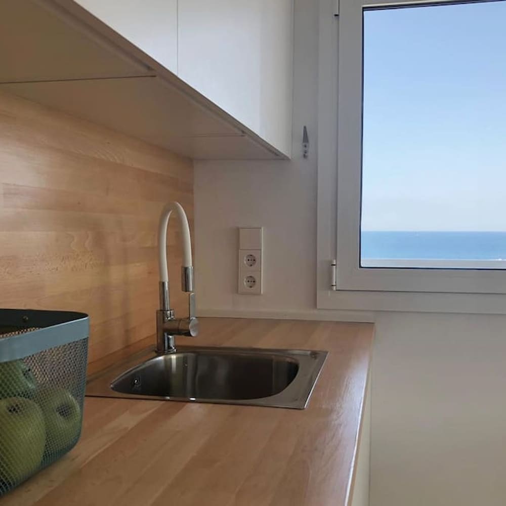SEA View Apartment With 2 Pools Fully Equipped 4PP By Myrentalhost