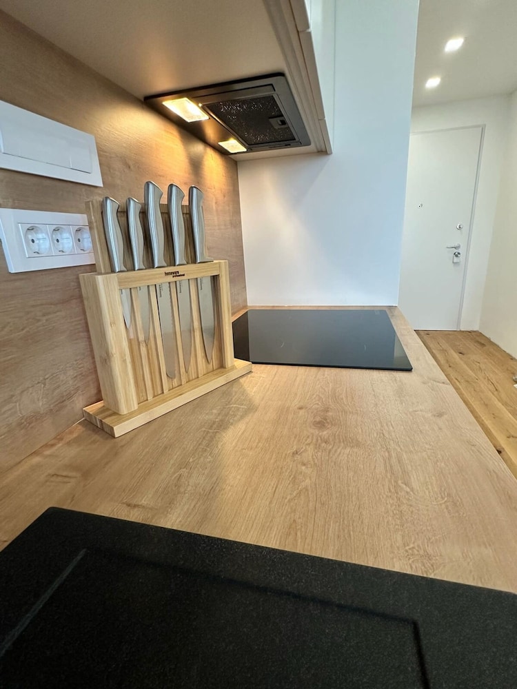 Garden Residence - Premium Alpine View Apartment