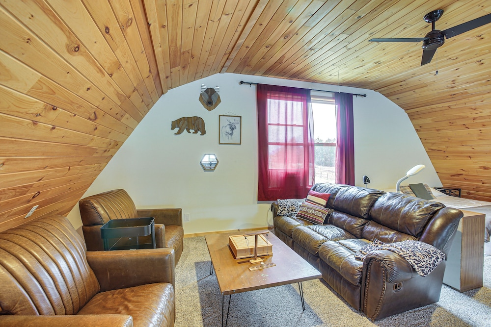 Bethpage Home w/ Private Hot Tub Game Room! - Property Image 8