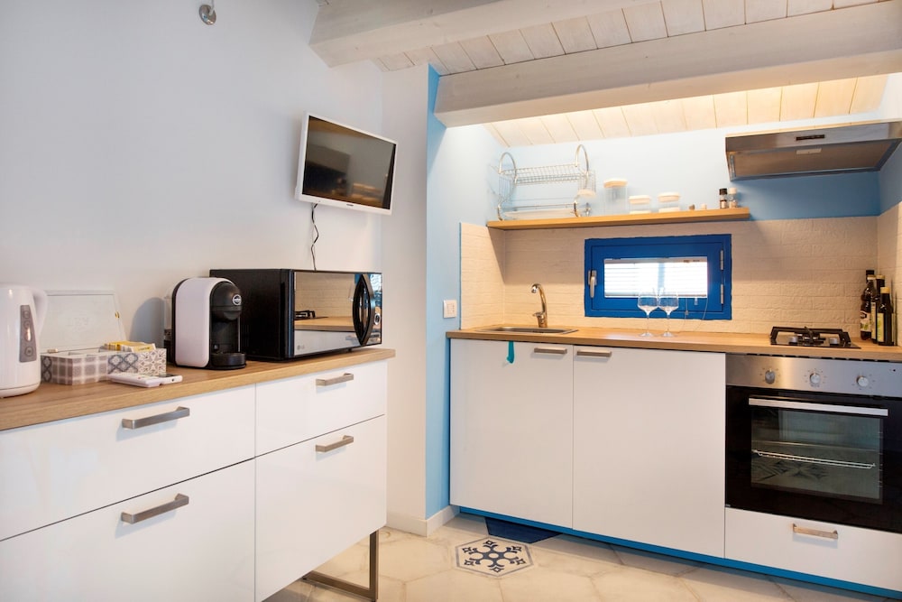 Casa Sabir en Ragusa — kitchen