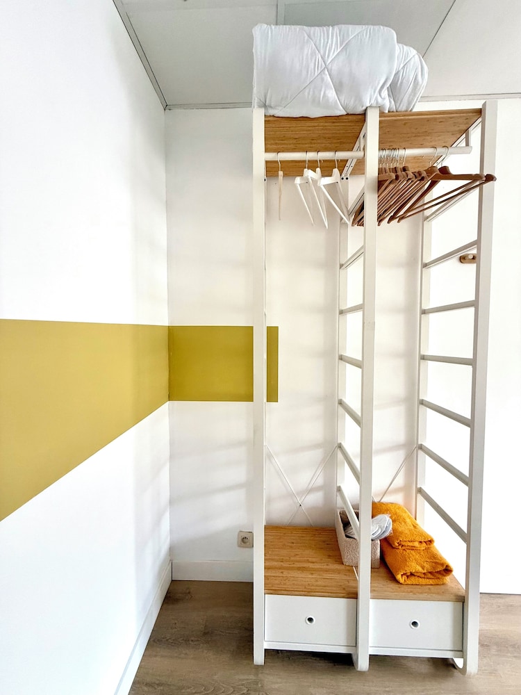 Spacious duplex in the center