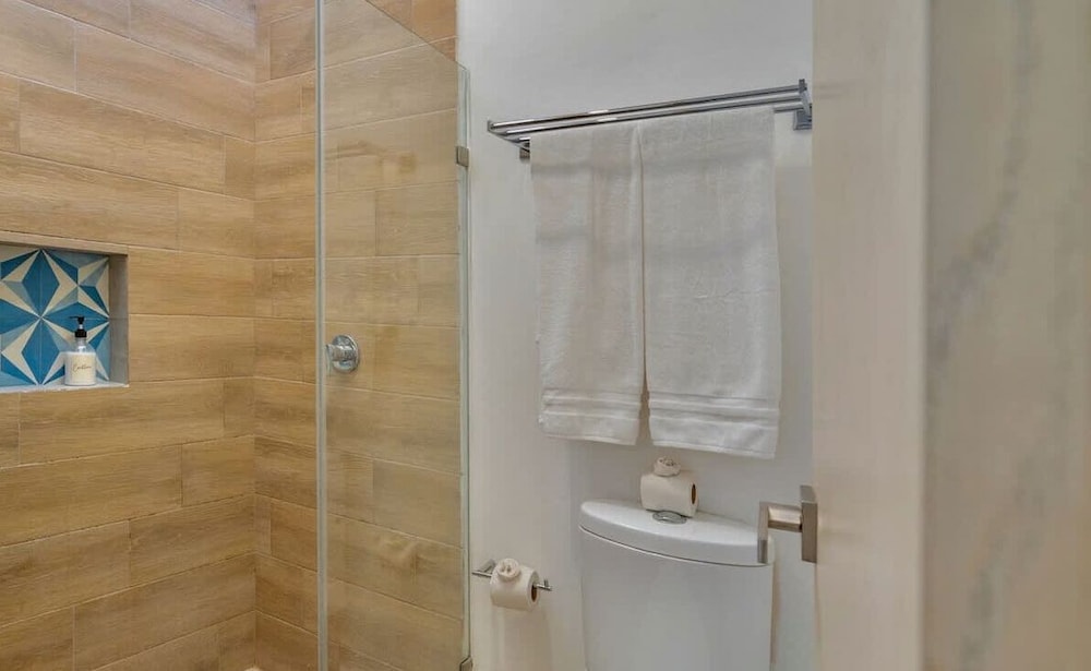 Spacious Great Located Amazing Terrace