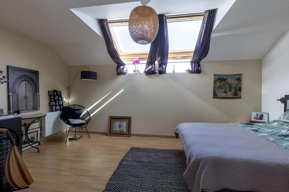 Trackside Retreat - Ideal Base in Le Mans