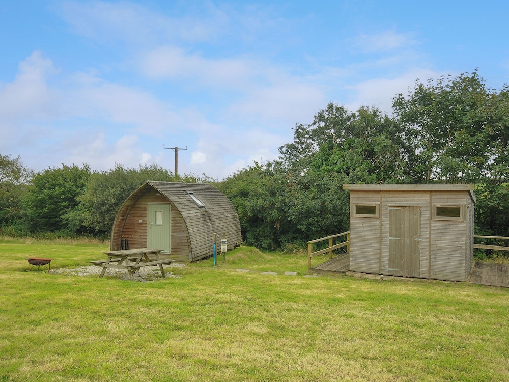 Fox Den @ Penbugle Organic Farm