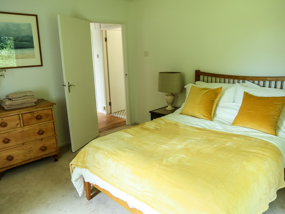 Henllys Lodge