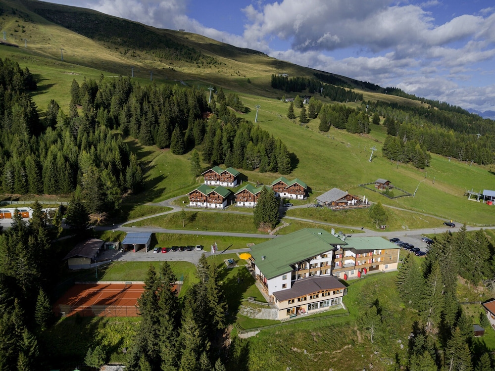 Chalet on Zettersfeld With Dolomite Views