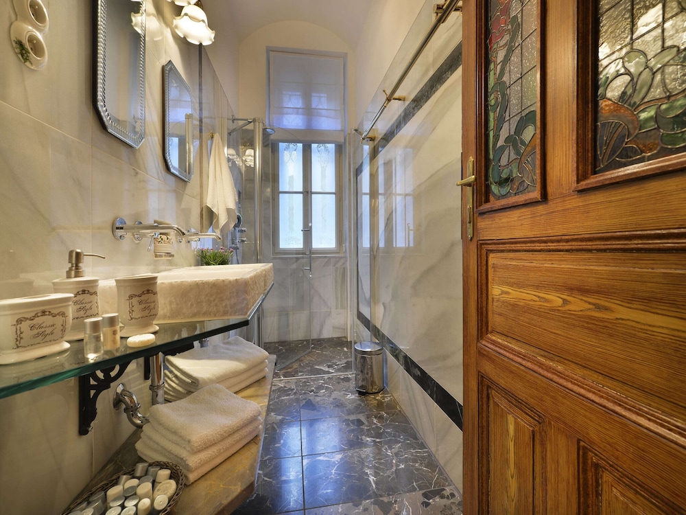 Charming Prague Downtown Flat
