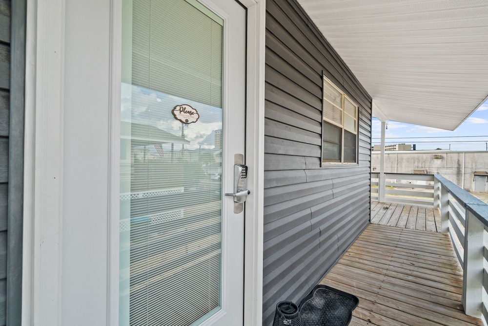 The Beach Bungalow by Book That Condo
