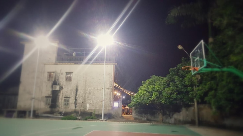 Houselet Hostel