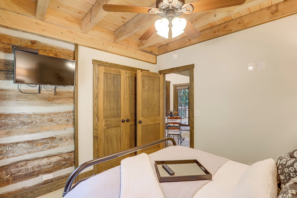 Hike, Leaf Peep & More: Sleek Cabin in Weaverville