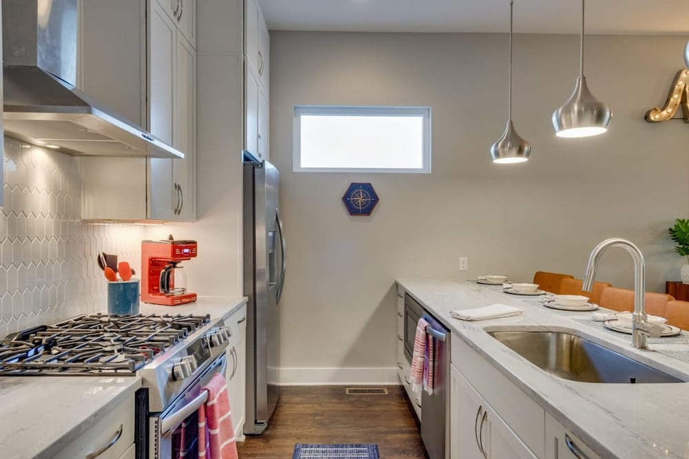 Nashvegas 13 Beds Rooftop Views Mins to Broadway