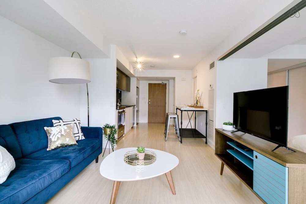 City Condo by Rogers Centre