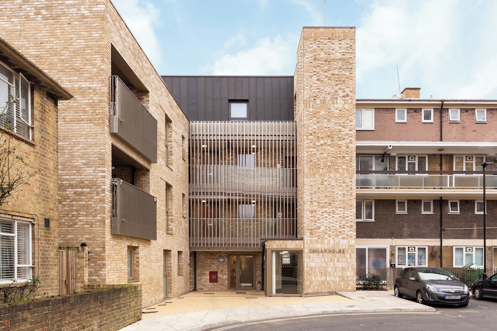 2 Bed Flat with Garden in Canonbury