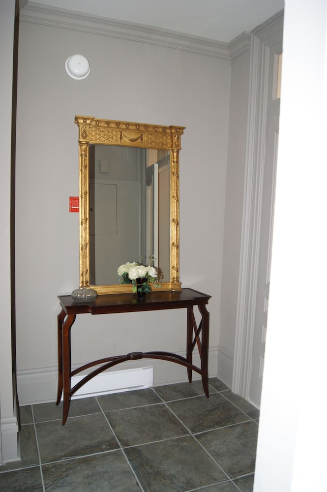 Ordnance House, photo 9