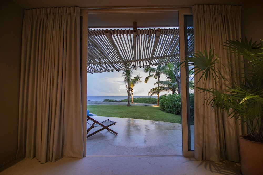 Punta Majahua Condos