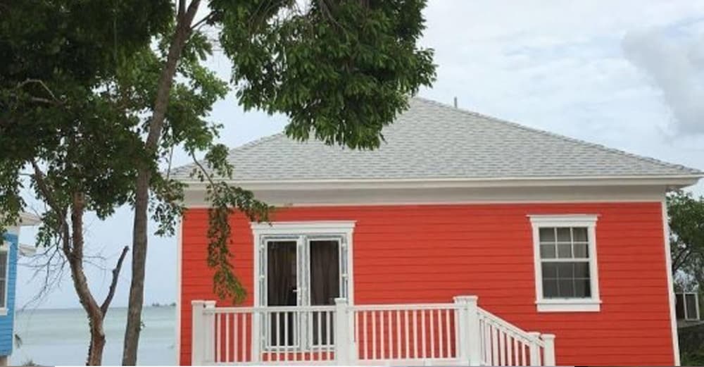 Mangrove Cay Sea View Villas