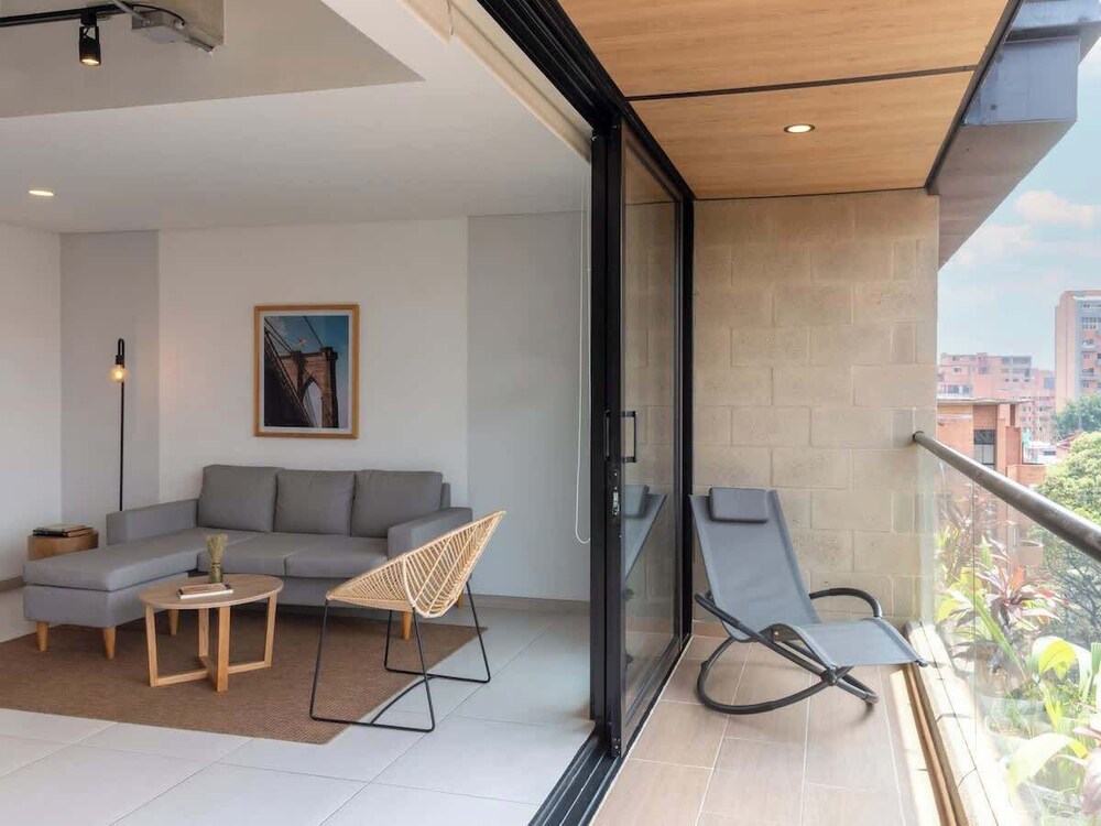 Charming 3BR in Laureles Medellín