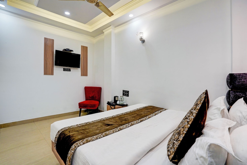 Staybook Hotel Jai Balaji New Delhi Railway Station