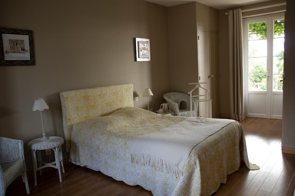 La Pocterie Chambres d'Hôtes en Vienne view 3