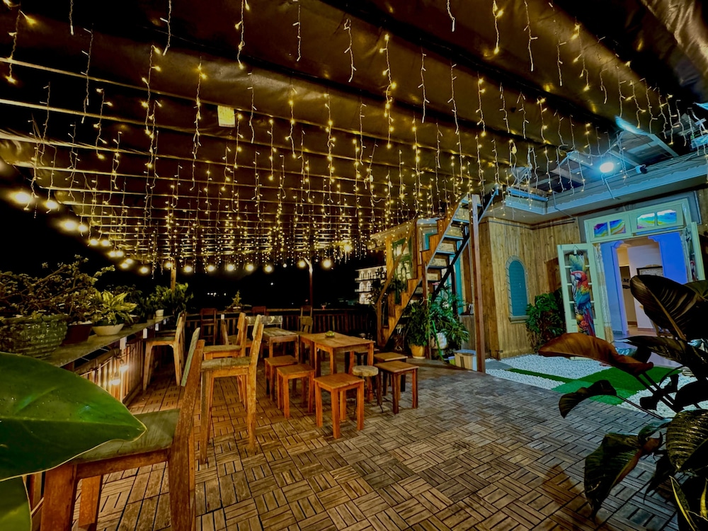 My Stay 1 Le Van Tam