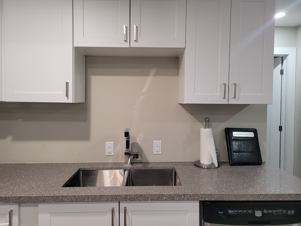 Boardwalk Homes - Executive Townhomes
