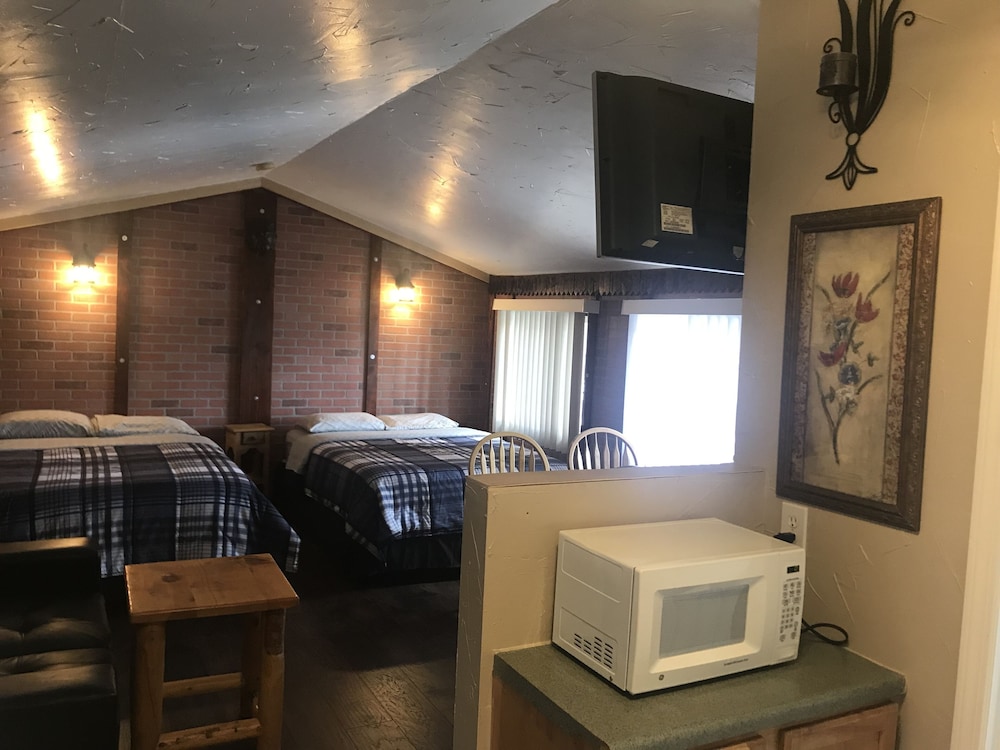 Alexander lake lodge - Property Image 13