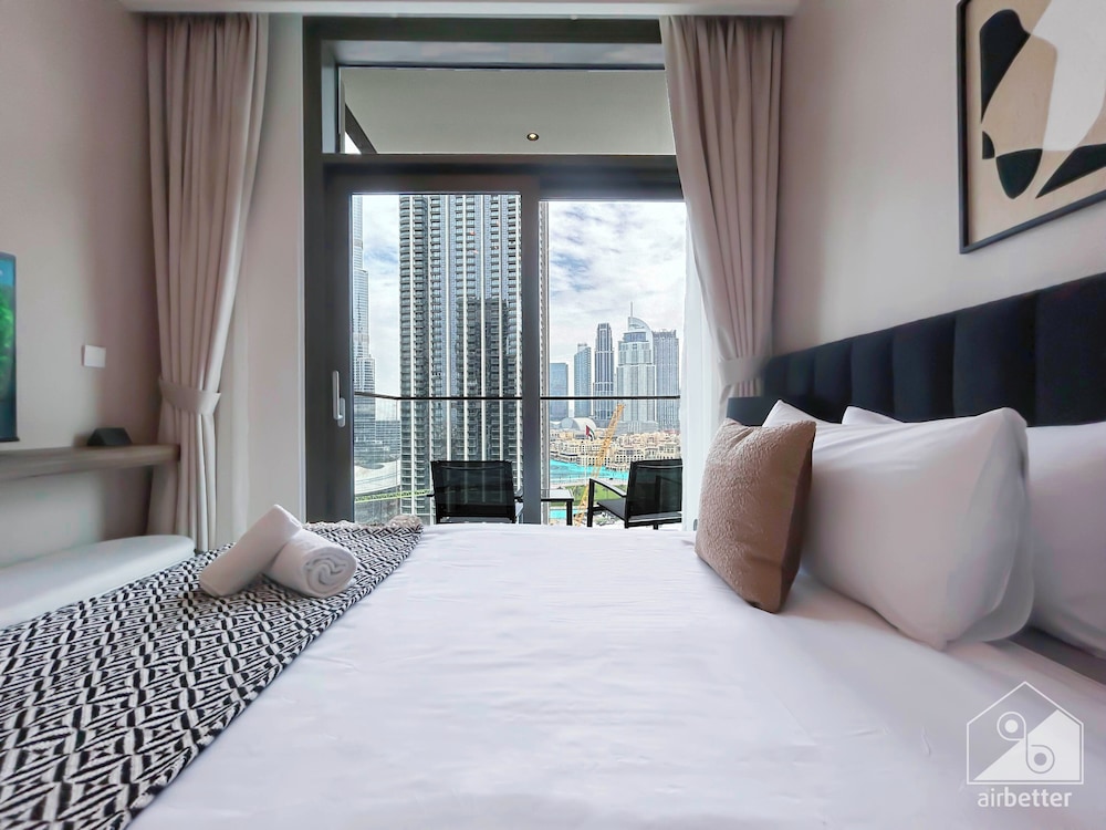 Luxury Burj Crown Downtown 4 Bedroom With Balcony