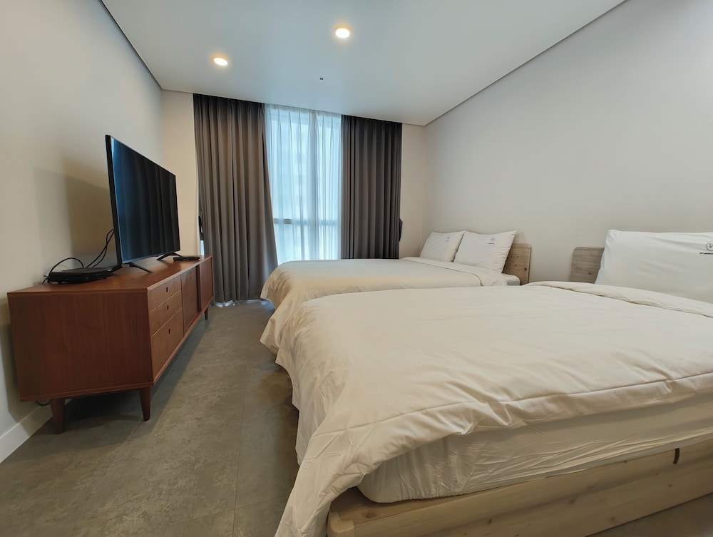 W Residence Hotel Centum City 29