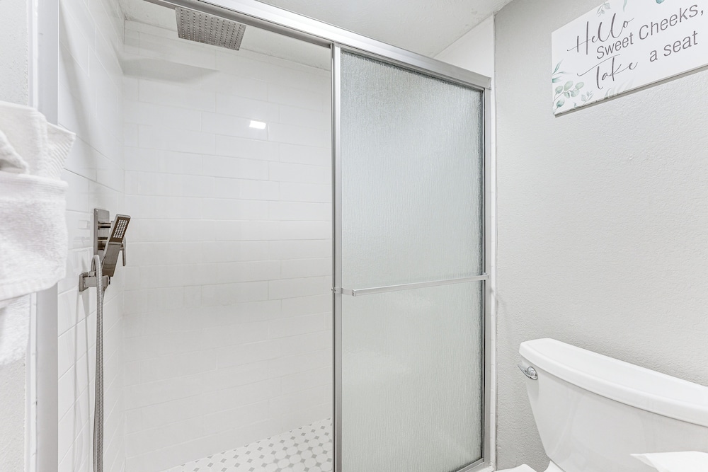 Near Attractions & Shows: Branson Updated Condo