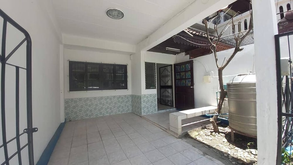Chiang Mai Oasis 2-bedroom Home With Private Entrance & Modern Amenities