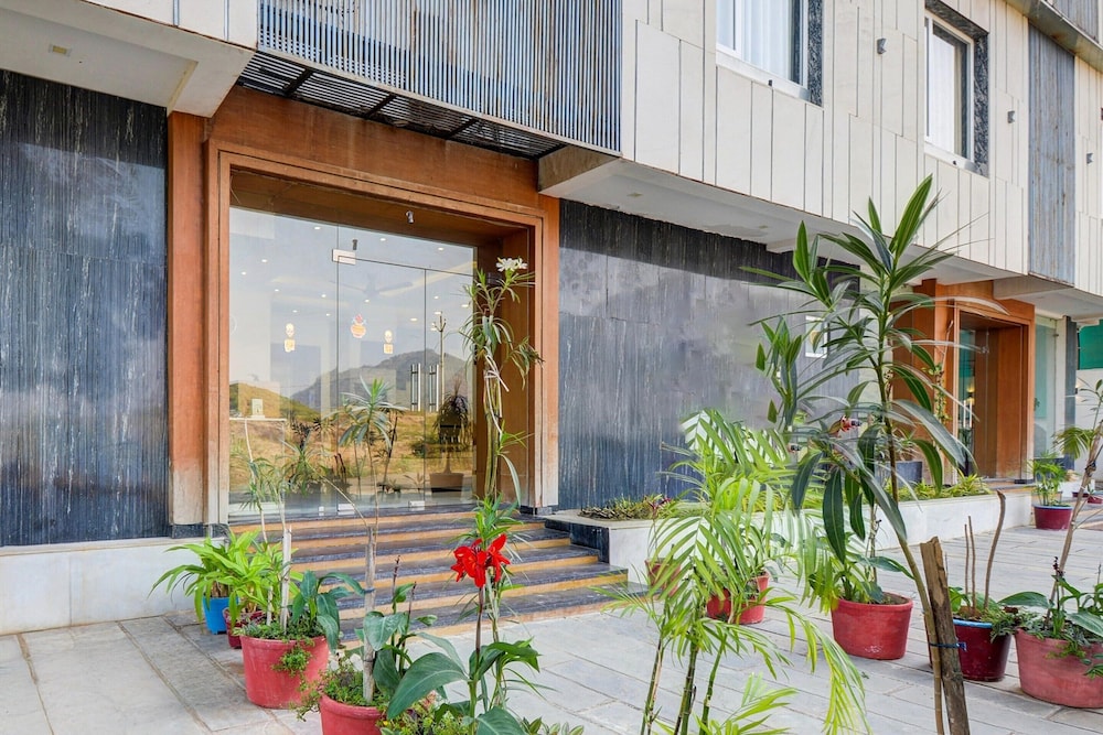 Comfort and Elegant Stays in Udaipur