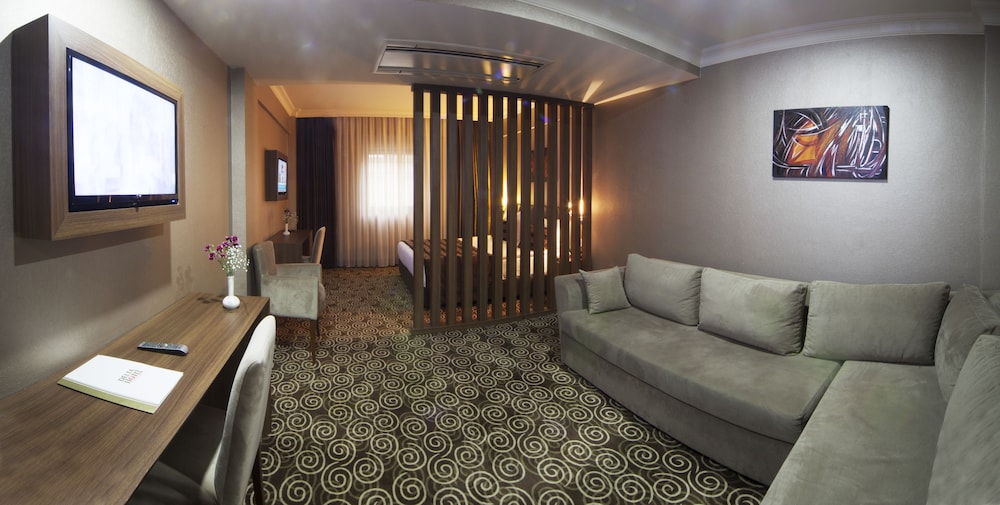 Delta Hotel Istanbul - Image 34