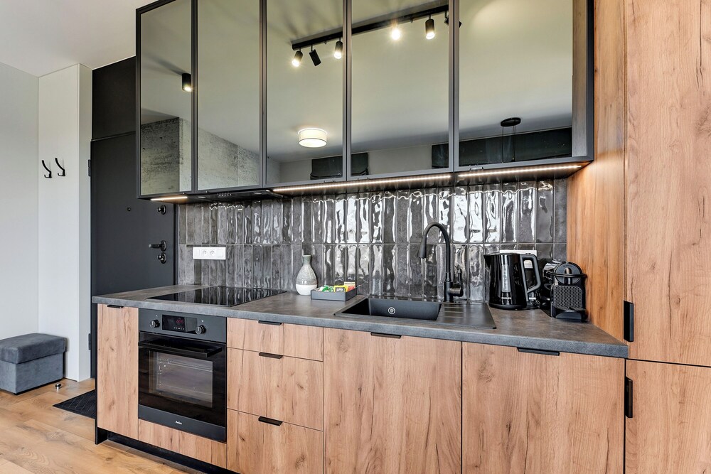 Doki Living & Foodhall by Downtown Apartments