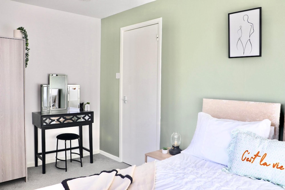 Stunning 1 Bedroom Apartment in Central London