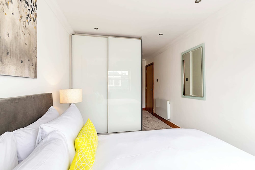 Elegant and Cosy Family Apartment in Marylebone