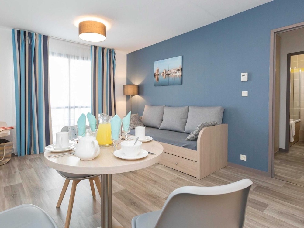 Apartment in La Rochelle Near the Beach