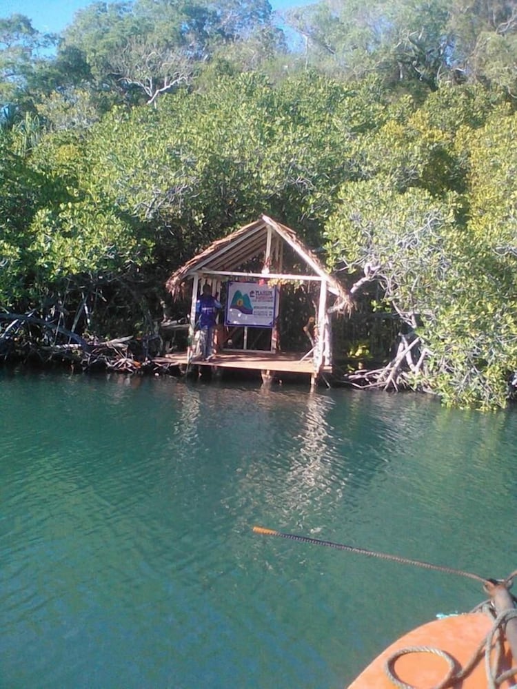 Mahun on the Lagoon Bungalows