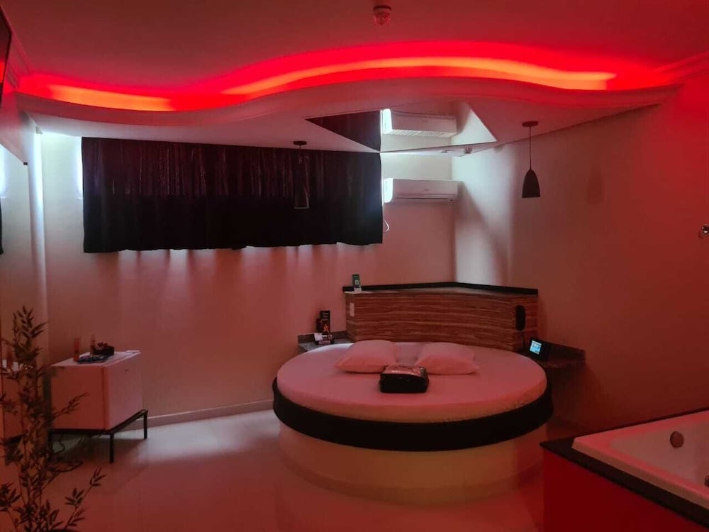 PRIME MOTEL AMERICANA