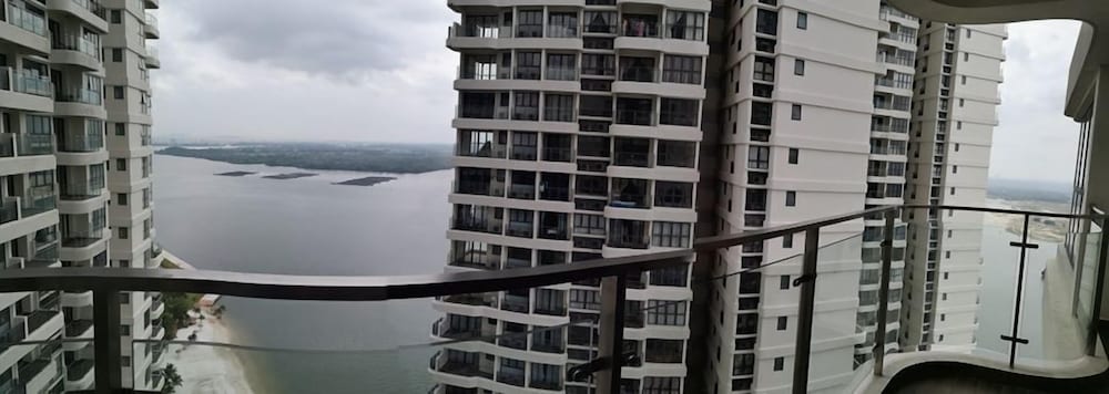 Picturesque View Suites