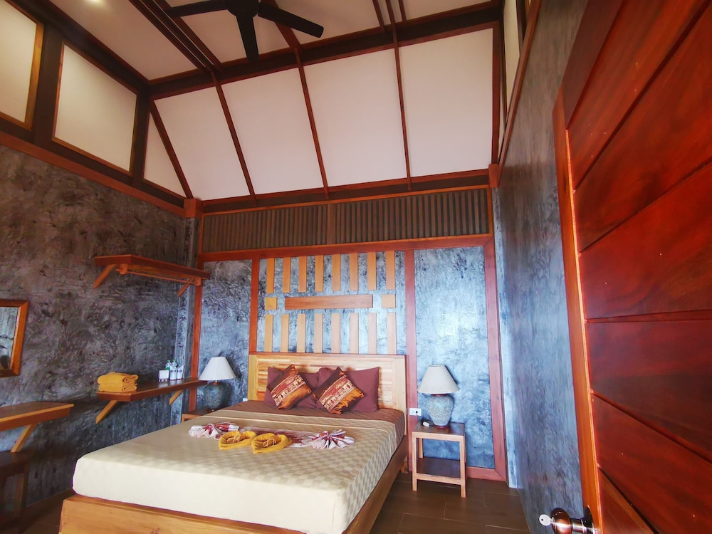 Phi Phi Relax Beach Resort