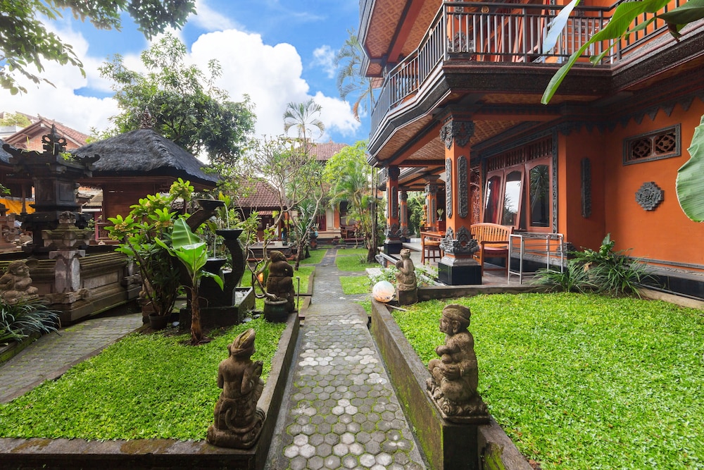 Sayong House