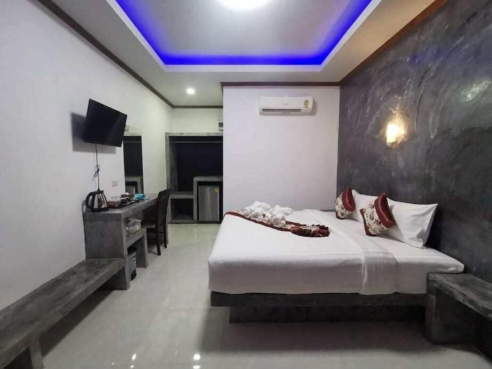 Laila place 1415 view 2