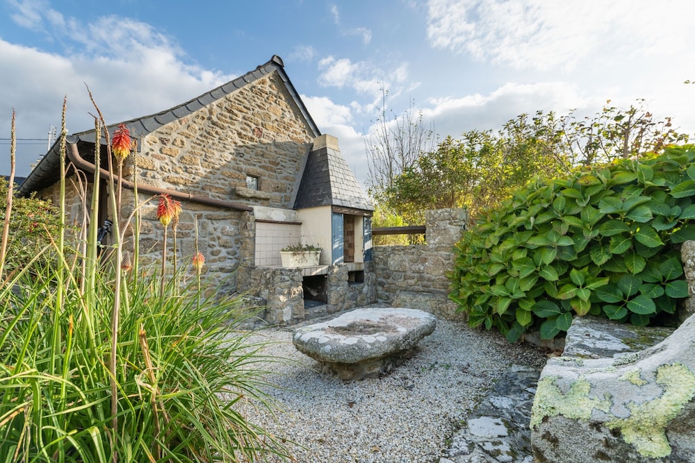 Charming Breton House Near the sea