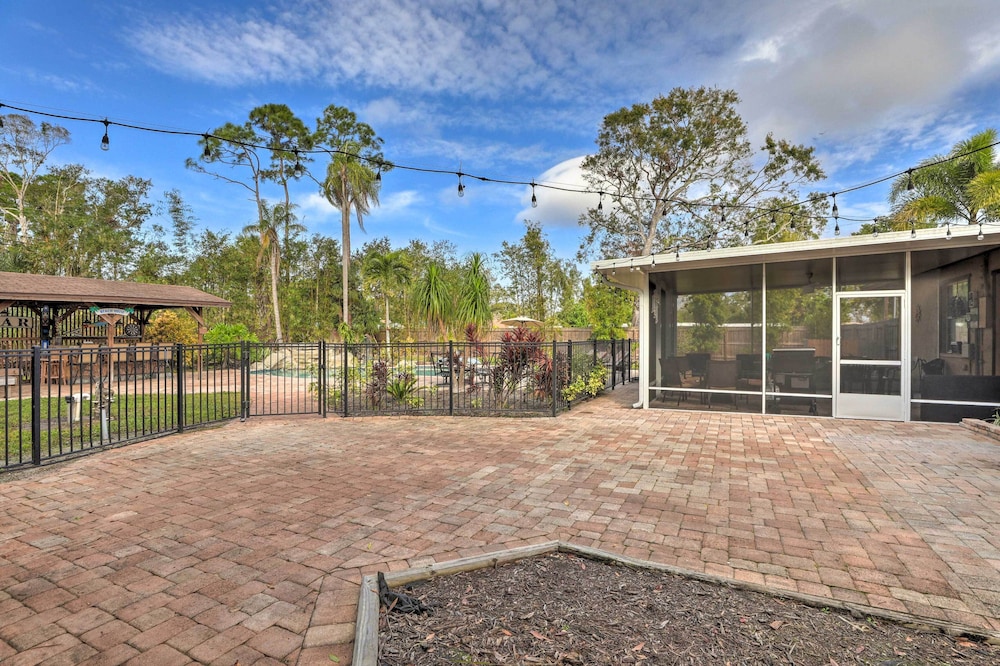 Sarasota Getaway w/ Private Pool & Backyard Oasis!